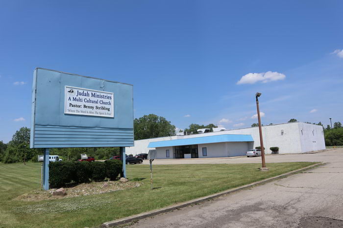 Towne Cinemas - June 2021 (newer photo)